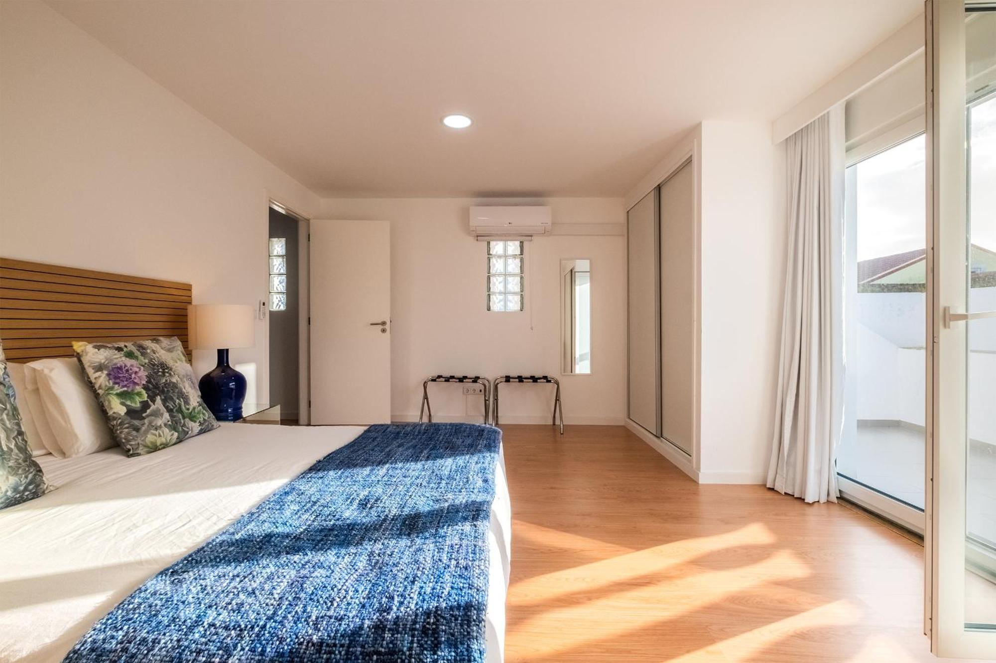 Ponta Delgada Flats - Host & Chill Lejlighed Eksteriør billede